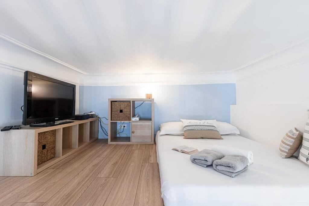 Prefecture 15 - Old Town Duplex 2 Doubles Beds * Nice